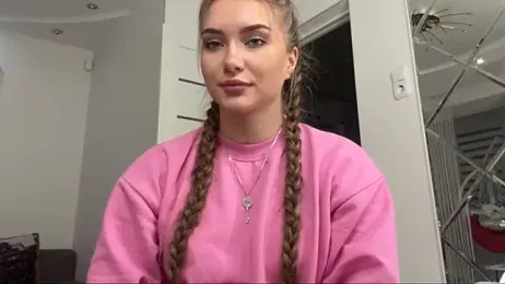 LouraStalter webcam model stream image