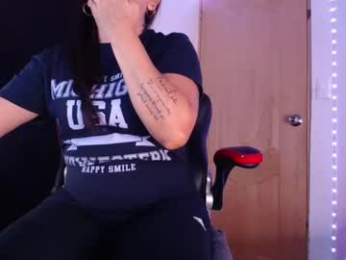 lucy_chanel webcam chaturbate model stream image