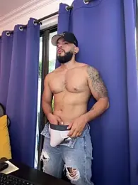 Mike_savage3 webcam model stream image