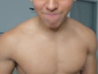 Stefan Lennox webcam model stream image