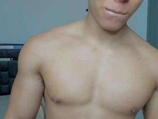 Stefan Lennox webcam model stream image