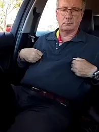 stiffandlubed@xh webcam model stream image