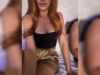 TrahTraheri webcam model stream image