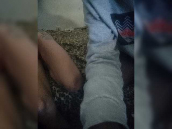 SnowAndShadow webcam model stream image