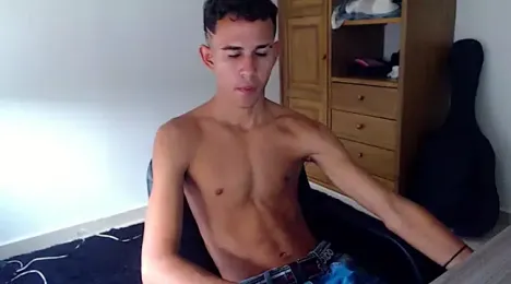 isaaclatino webcam model stream image
