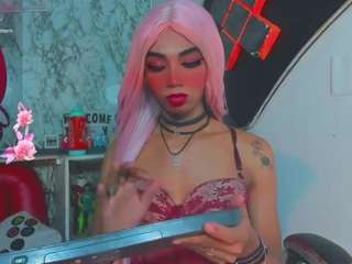 suzume-mendez webcam camsoda model stream image