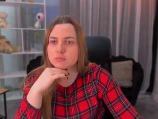 liana-kisses webcam model stream image