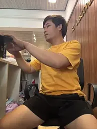 Titanryu webcam model stream image