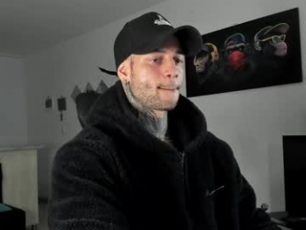 _jamesleandros webcam model stream image