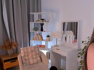 Eleanore Gunlock webcam model stream image