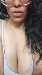 Lucci_Lovee webcam model stream image