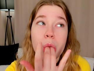 Merriem webcam model stream image