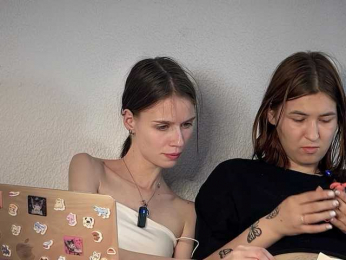 ZoyaVikki webcam model stream image