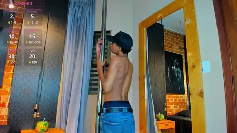 AlanCutee webcam stripchat model stream image