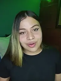 Cattaleya_Volkova webcam model stream image