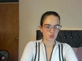 nana-snow webcam model stream image