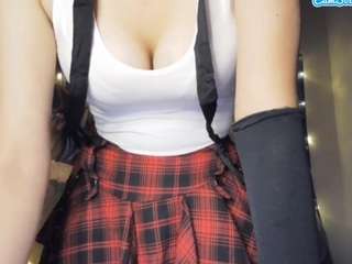devorakolwyck webcam model stream image