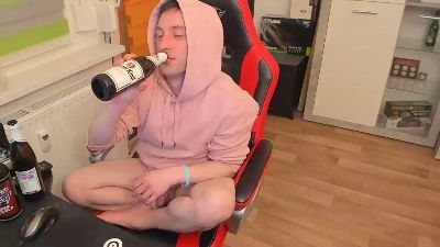 tonibiteen21 webcam model stream image