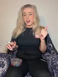 Strongqueen webcam model stream image