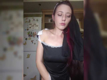 HolySinner webcam model stream image