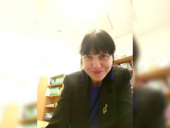 VikNika webcam model stream image