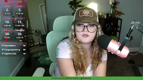 Briieverly webcam model stream image