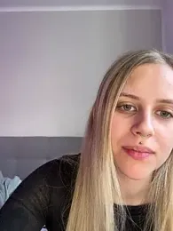 lunawolf21 webcam model stream image