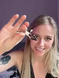 lunawolf21 webcam model stream image