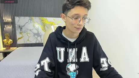 SantiagoRusso18 webcam model stream image
