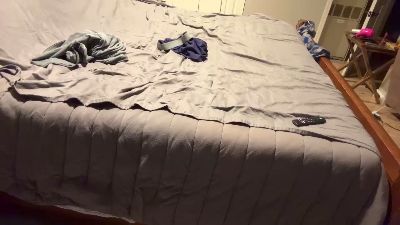 StudlyHardwood webcam model stream image