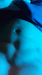 OmbraCremisi99 webcam model stream image