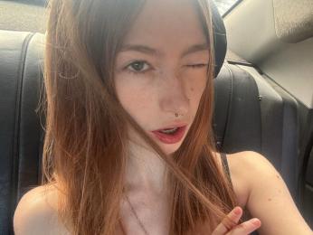 TienRoys webcam livejasmin model stream image