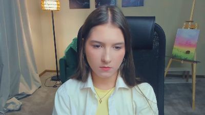 LueHews webcam model stream image