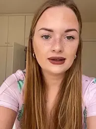 ElenaRebelle webcam model stream image