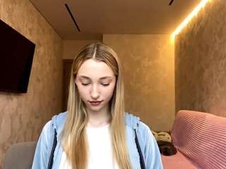 janetholowell webcam model stream image