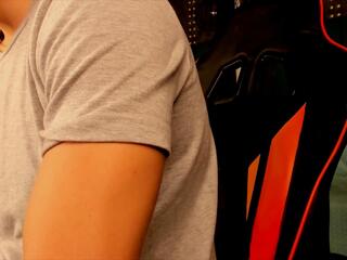 Kael Brown webcam flirt4free model stream image