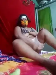 Toma-54 webcam model stream image