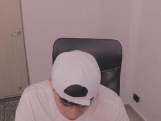 Tony Hoffa webcam flirt4free model stream image