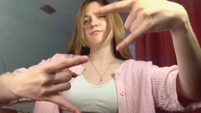 NenaKlave webcam model stream image
