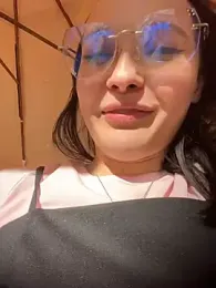 Apple__Brandy webcam model stream image