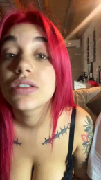 dollyredyxx webcam model stream image
