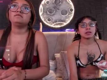 honey_lesbian_hott777 webcam model stream image