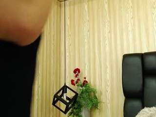 daina-boss webcam model stream image