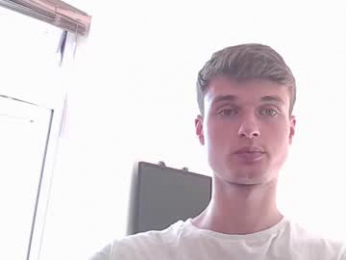 london_tomy webcam model stream image