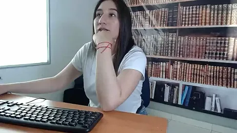 LunaBaby- webcam model stream image
