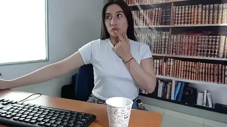 LunaBaby- webcam model stream image