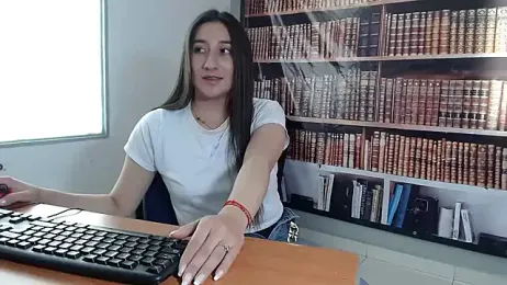 LunaBaby- webcam model stream image