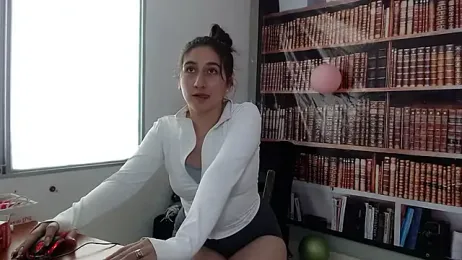 LunaBaby- webcam model stream image