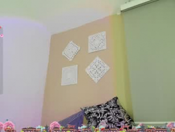 ohanna_ webcam model stream image