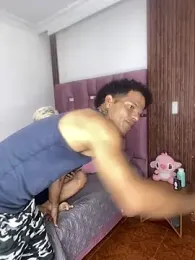 MaxyRyan webcam model stream image